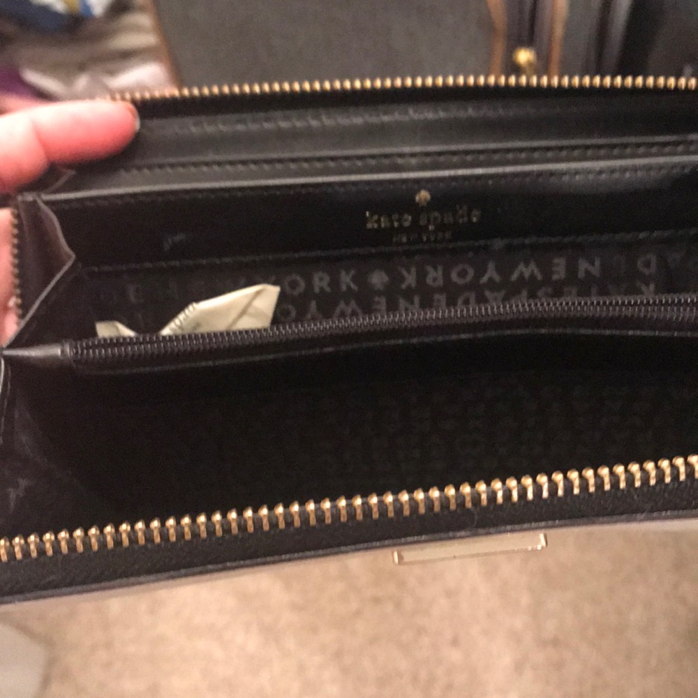 Kate Spade Wallet - Picture 5 of 5